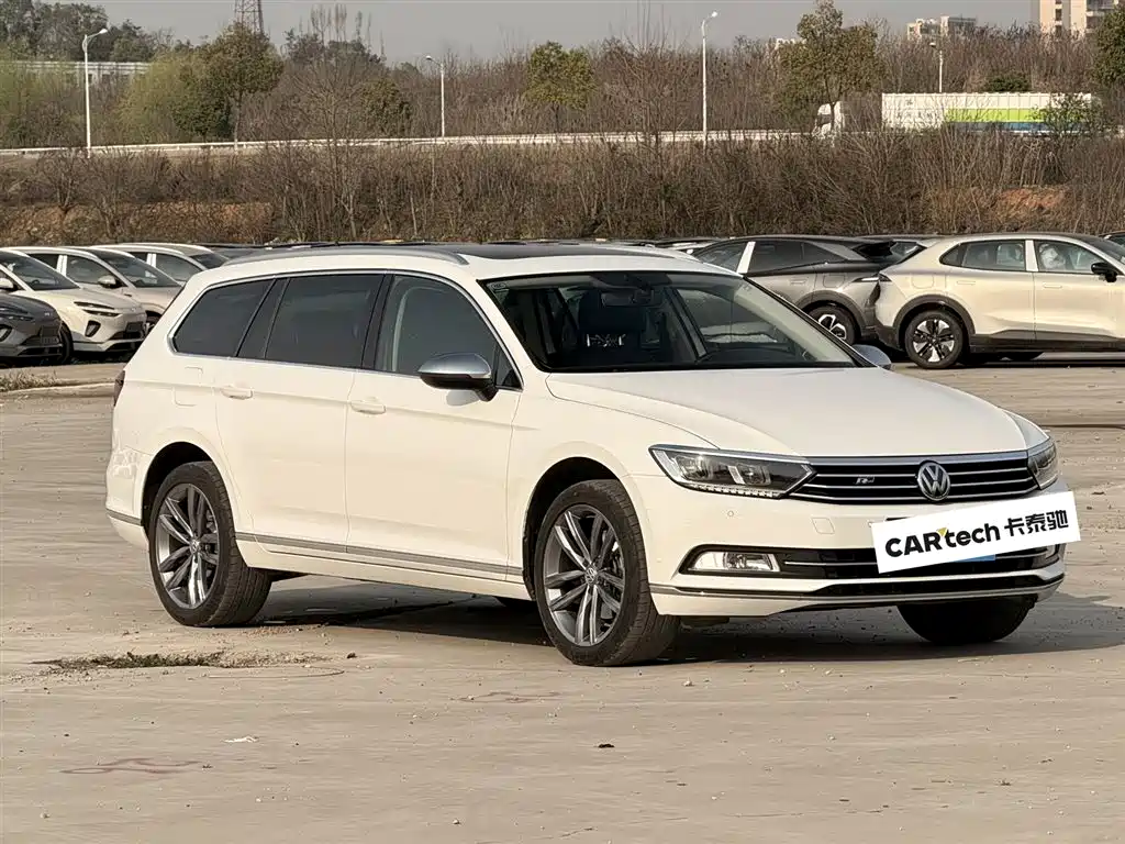 Volkswagen Weilan 2018 380TSI 2WD Free Edition фото 2