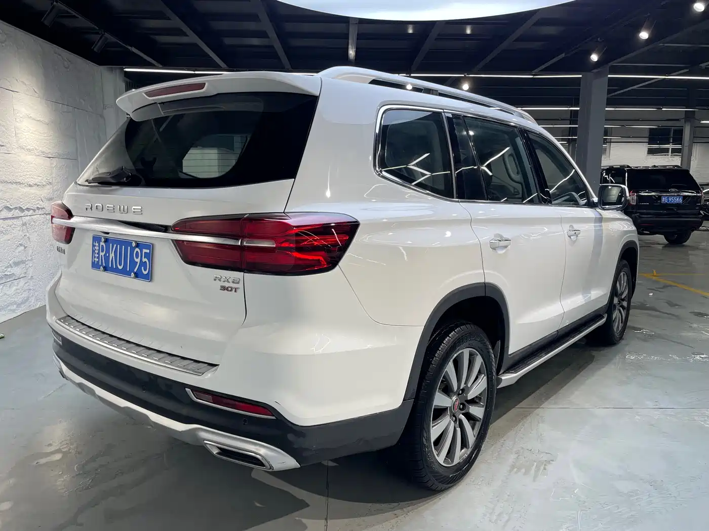 Roewe RX8 2018 2018 30T Smart Internet 2WD Flagship Edition