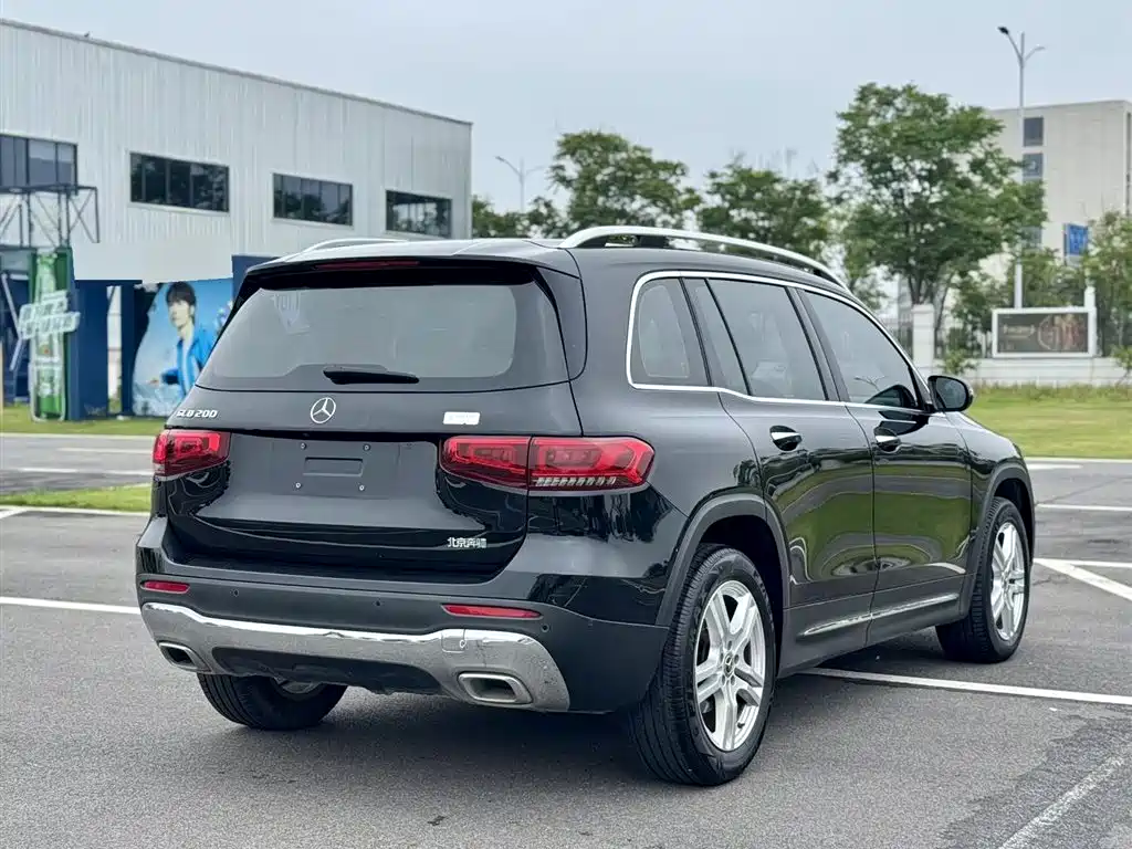Mercedes-Benz GLB 2022 Facelift GLB 200 Dynamic Style фото 4