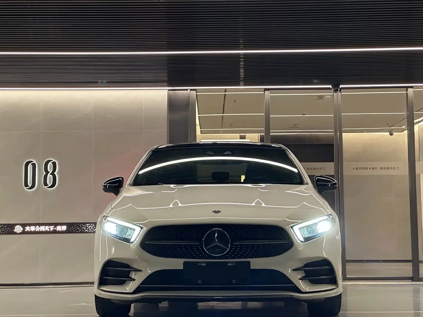 Mercedes-Benz A-Class 2019 A 200 L Sport Sedane Pioneer Special Edition фото 2