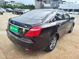 Фото 7 - Geely Emgrand