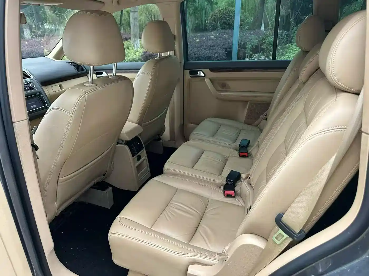 Volkswagen Touran 2013 1.4T Manual Trend 5-seater фото 11