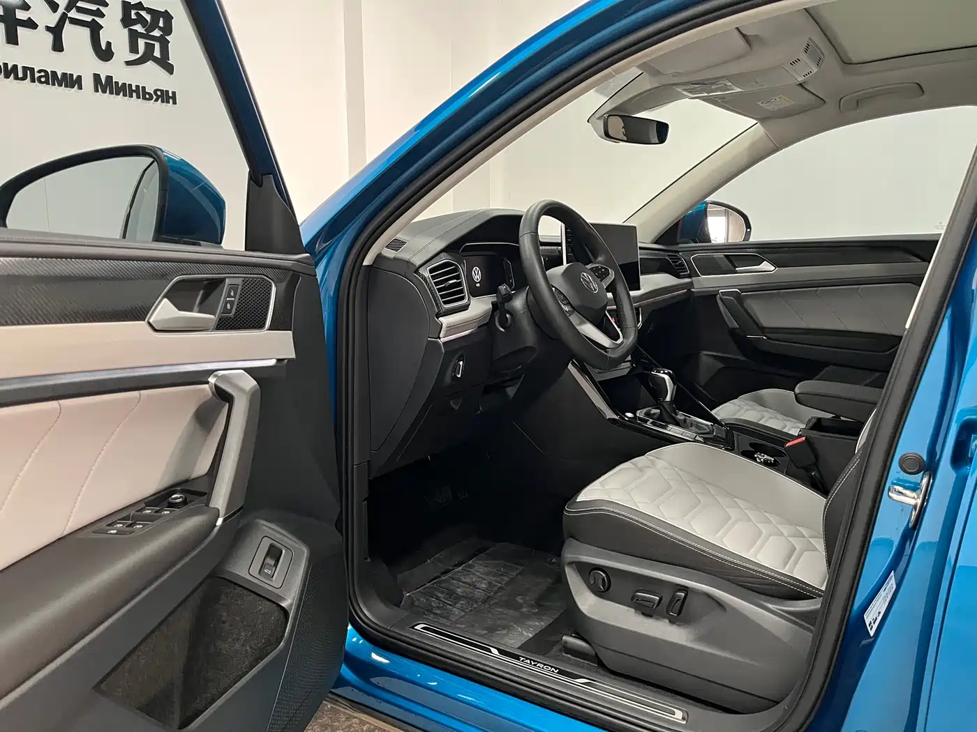 Volkswagen Tayron 2023 280TSI 2WD Luxury Plus Advanced Edition фото 7