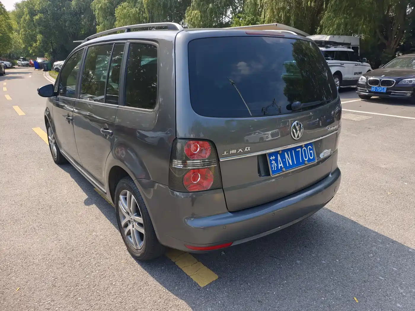 Volkswagen Touran 2013 1.4T Manual Trend 5-seater фото 6
