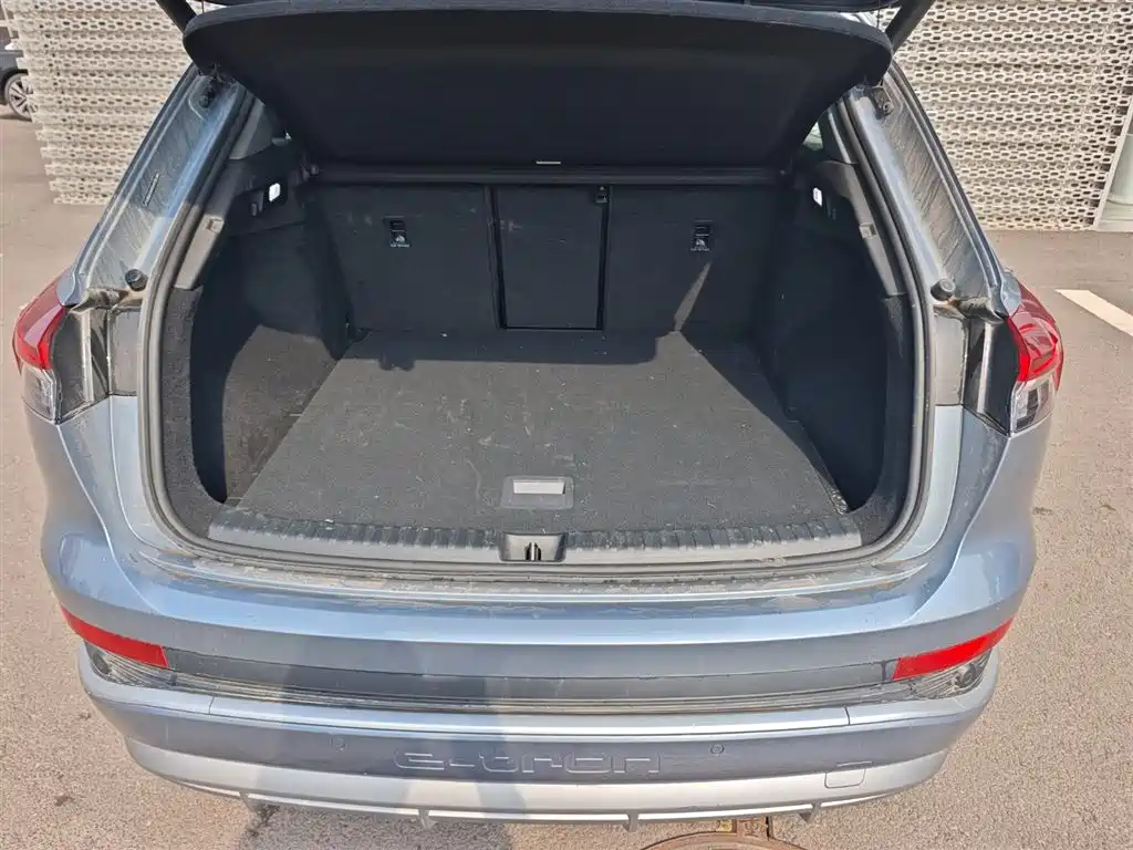 Audi Q4 e-tron 2024 40 e-tron Creation Edition фото 6