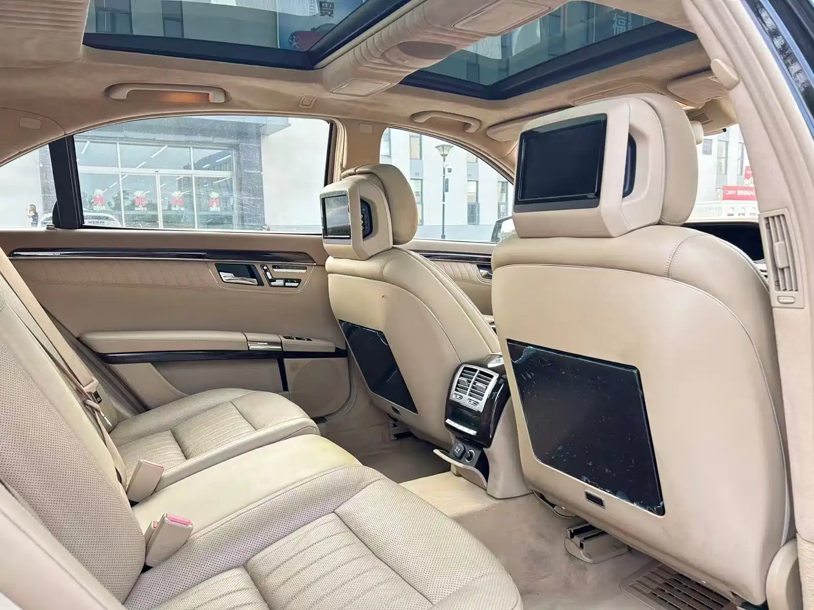 Фото 7 - Mercedes-Benz S-Class
