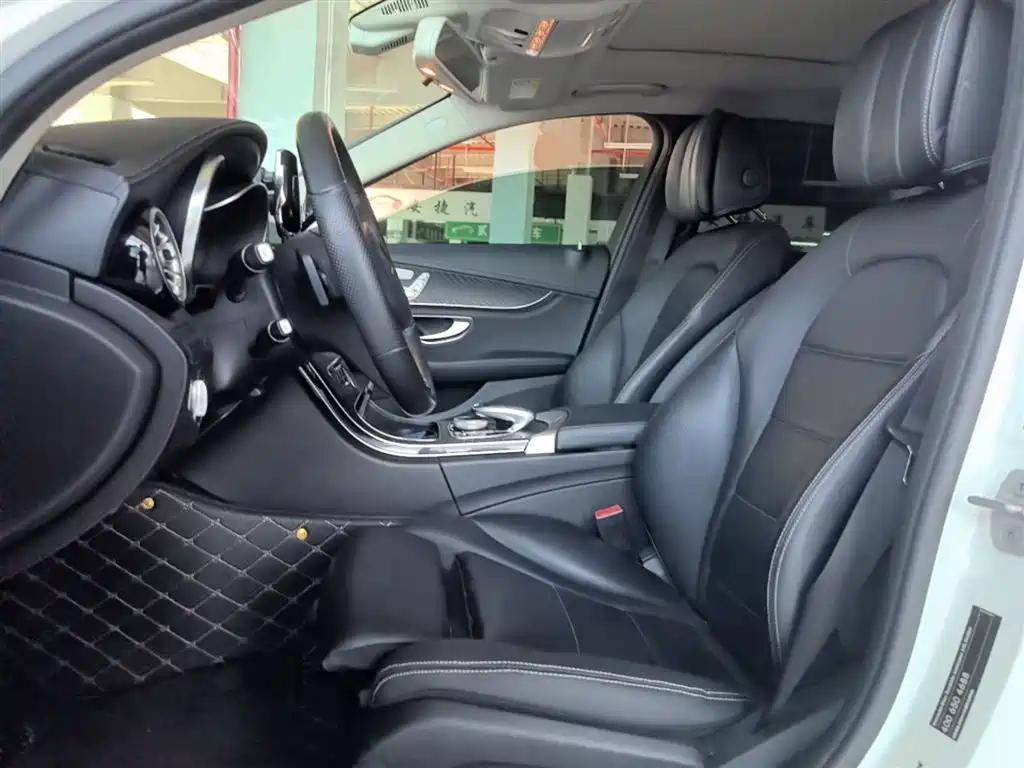 Mercedes-Benz C-Class 2015 Facelift C 200 L Sport фото 15