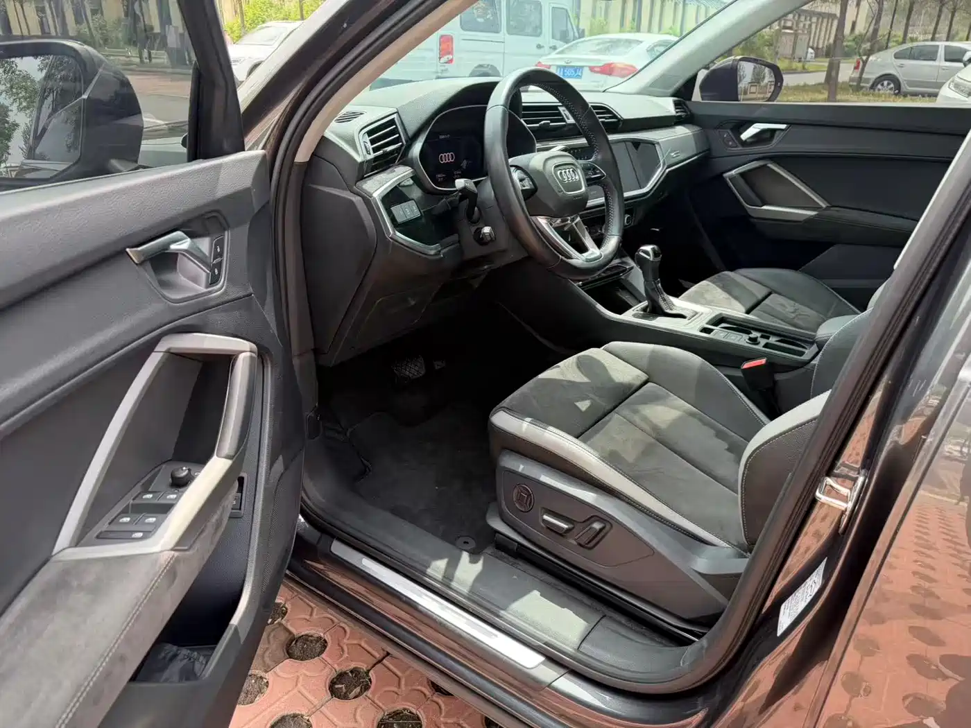 Audi Q3 2022 35 TFSI Progressive Dynamic фото 18