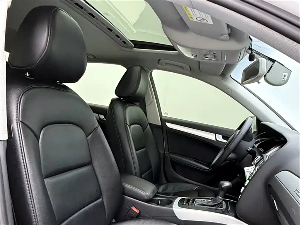 Audi A4L 2015 45 TFSI quattro Individual Sport фото 17