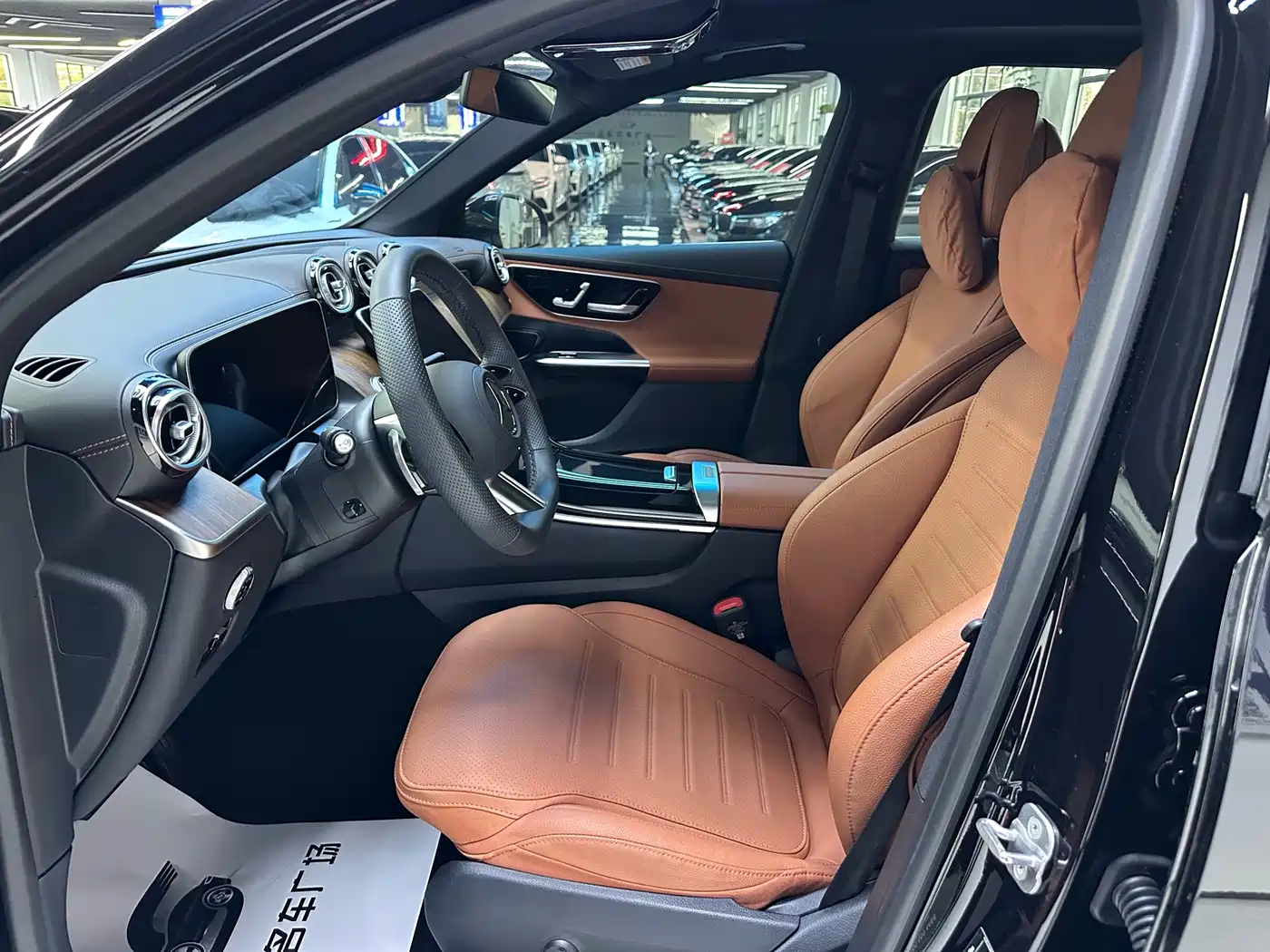 Mercedes-Benz GLC 2024 GLC 300 L 4MATIC Dynamic 5-seater фото 5