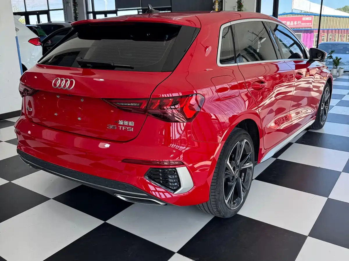 Audi A3 2023 Sportback 35 TFSI Fashion Sport фото 12