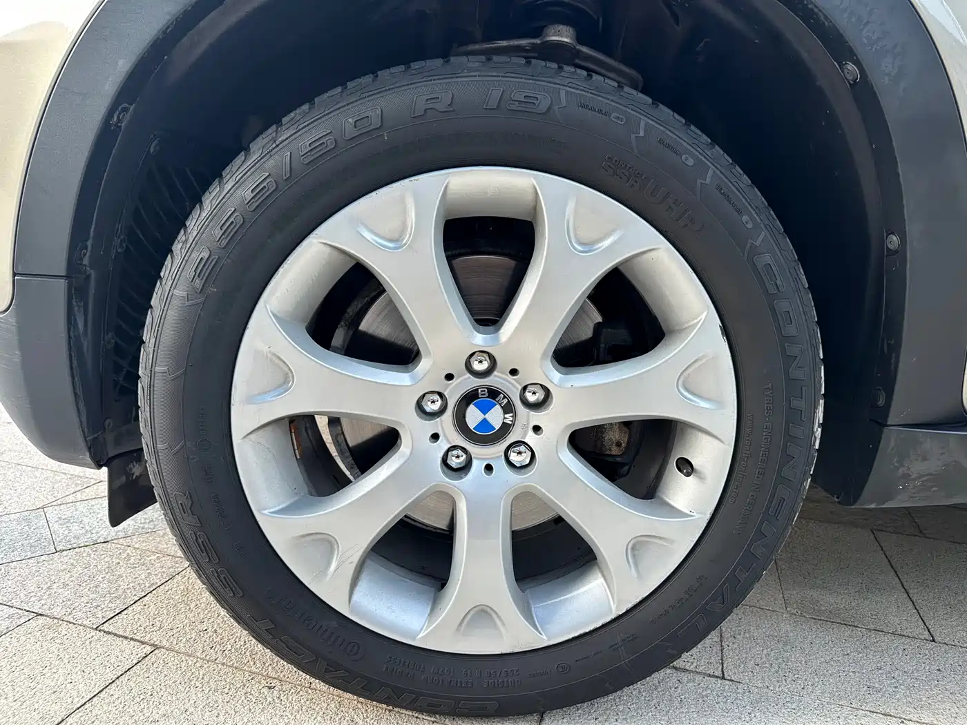 BMW X5 (Import) 2008 Model xDrive48i Luxury Type фото 20