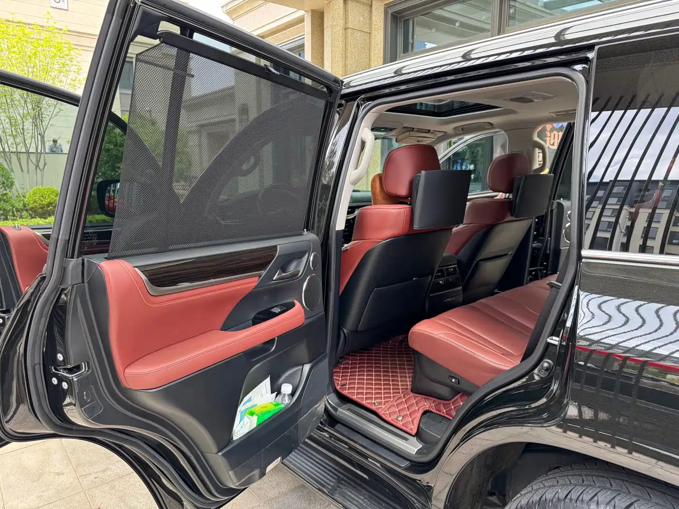 Lexus LX 2019 570 Dynamic Luxury Edition фото 12