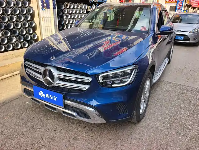 MERCEDES-BENZ GLC