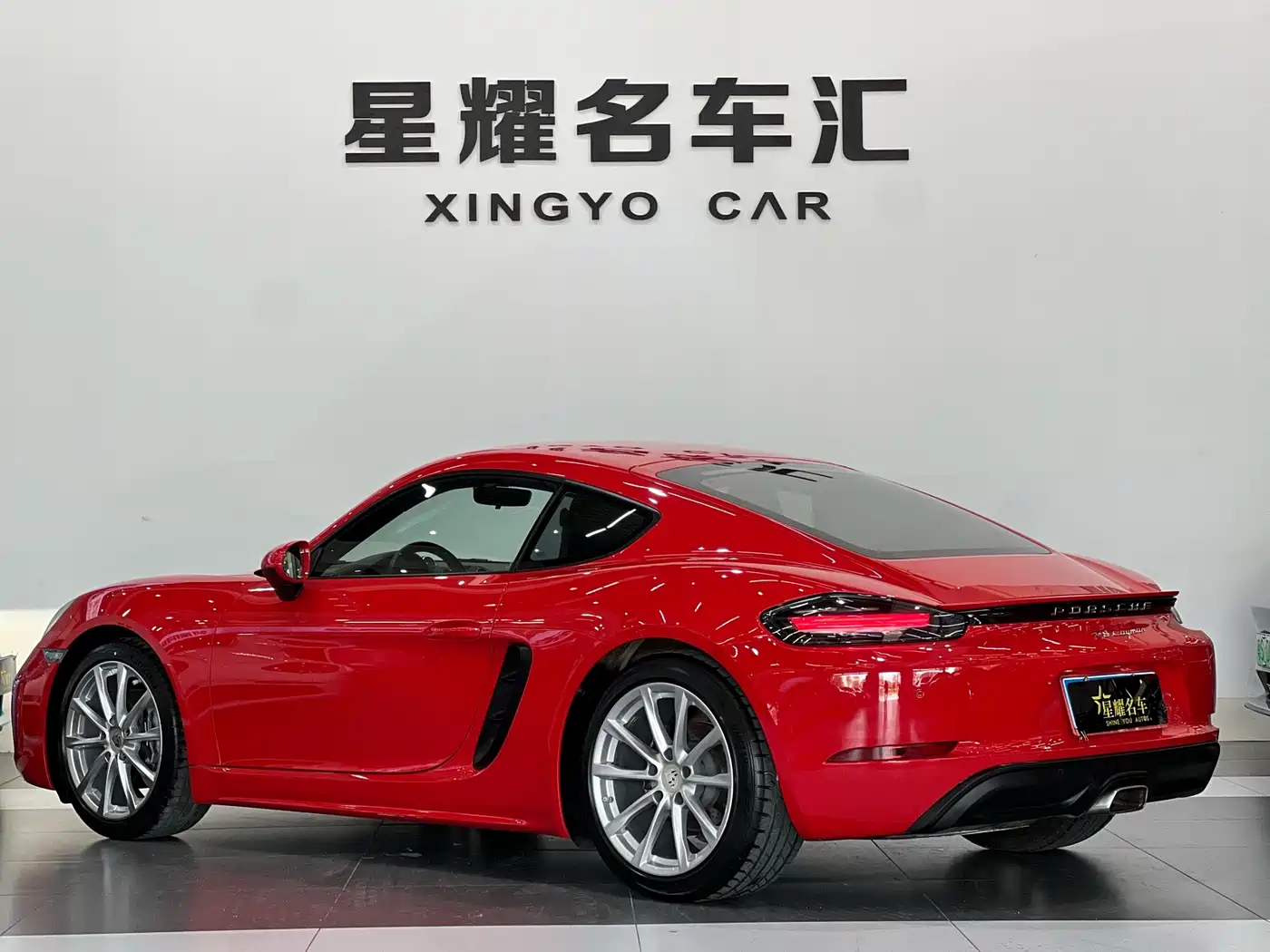 Porsche 718 2018 Cayman 2.0T фото 21