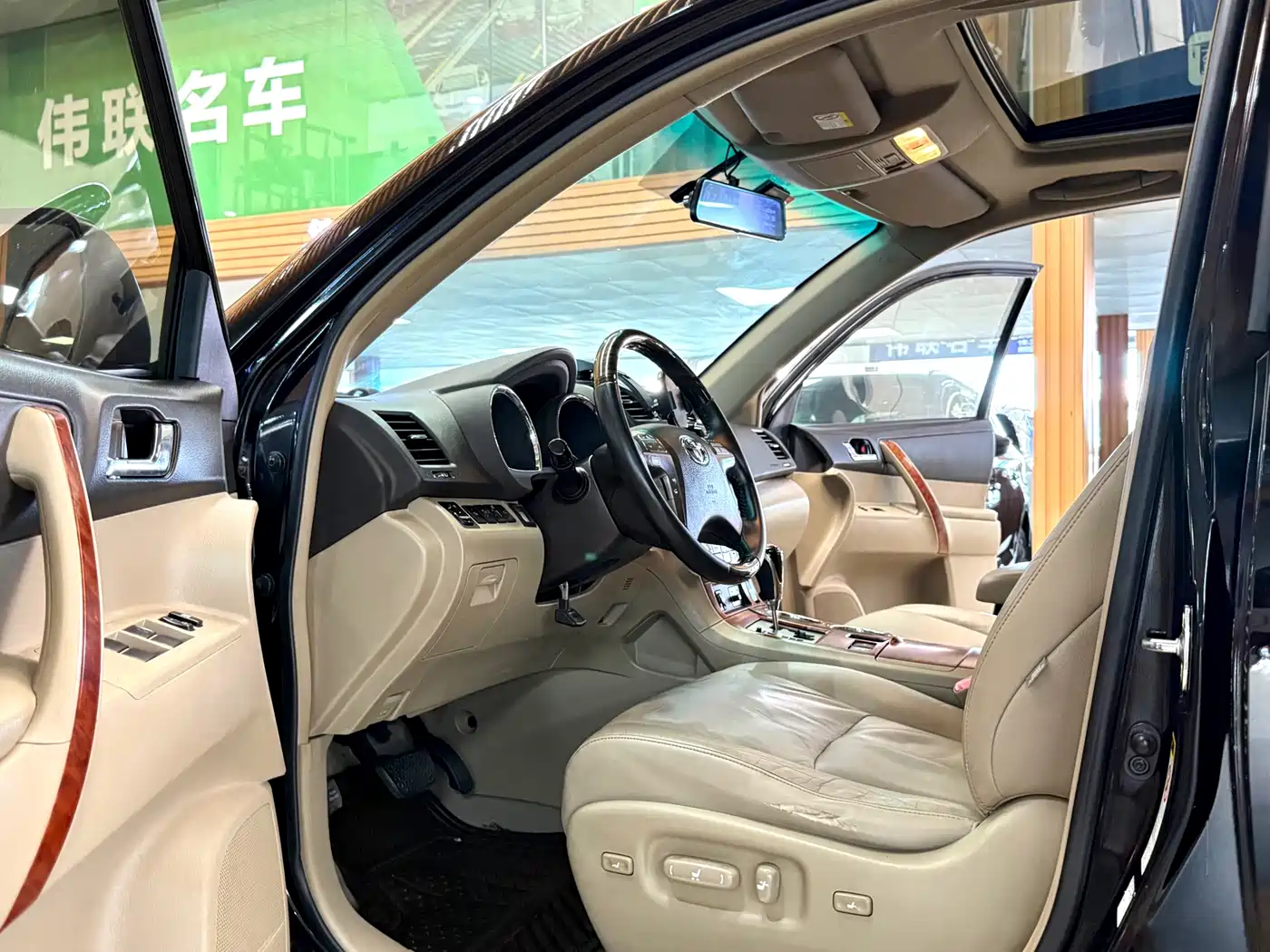 Toyota Highlander 2009 3.5L 4WD 7-seater Luxury Edition фото 4