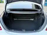 Фото 8 - Mercedes-Benz E-Class