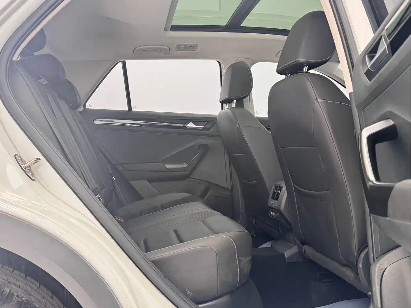 Volkswagen T-ROC 2022 280TSI DSG 2WD Comfort PLUS фото 12