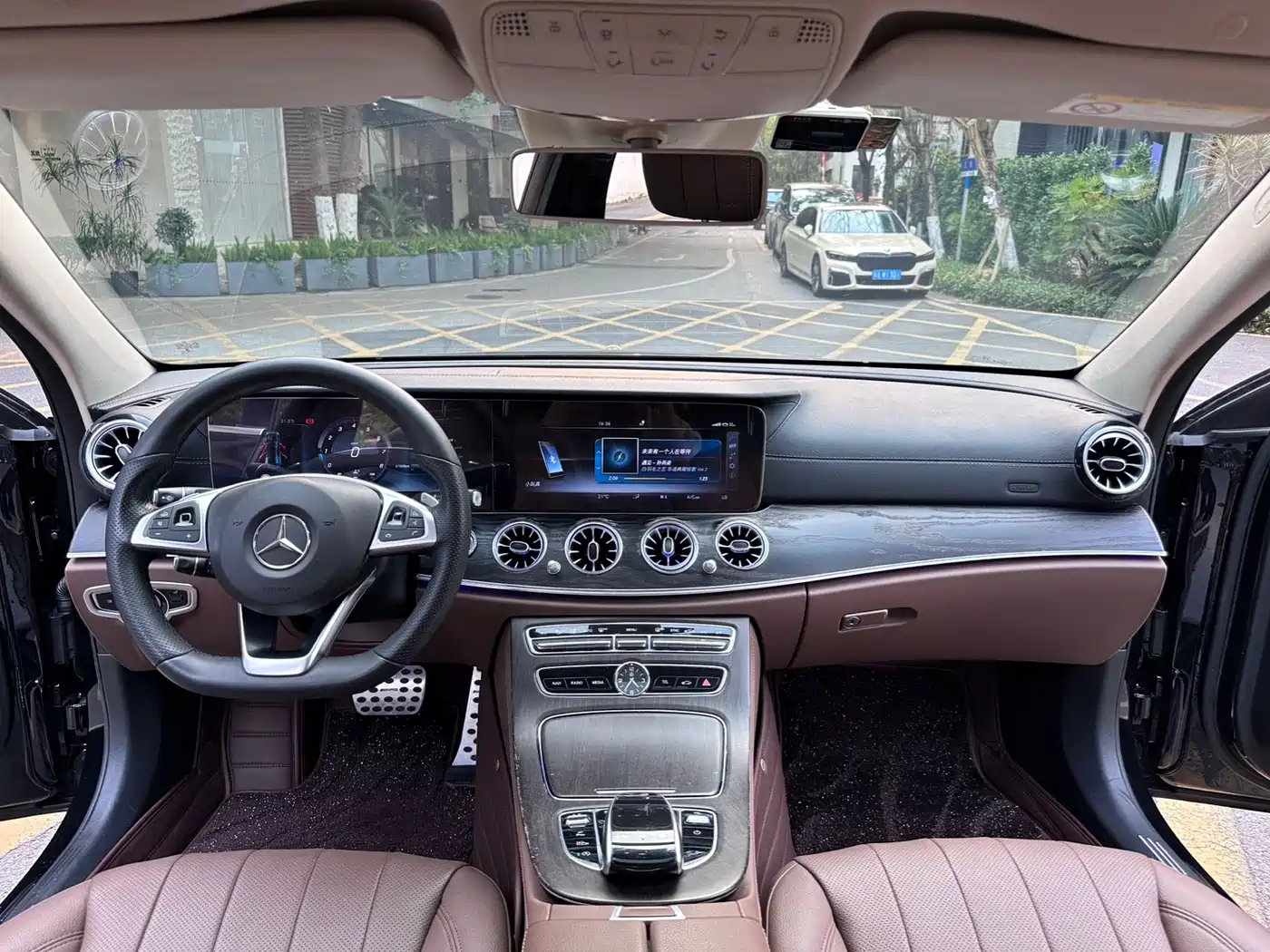 Mercedes-Benz E-Class 2017 E 300 L Luxury фото 8