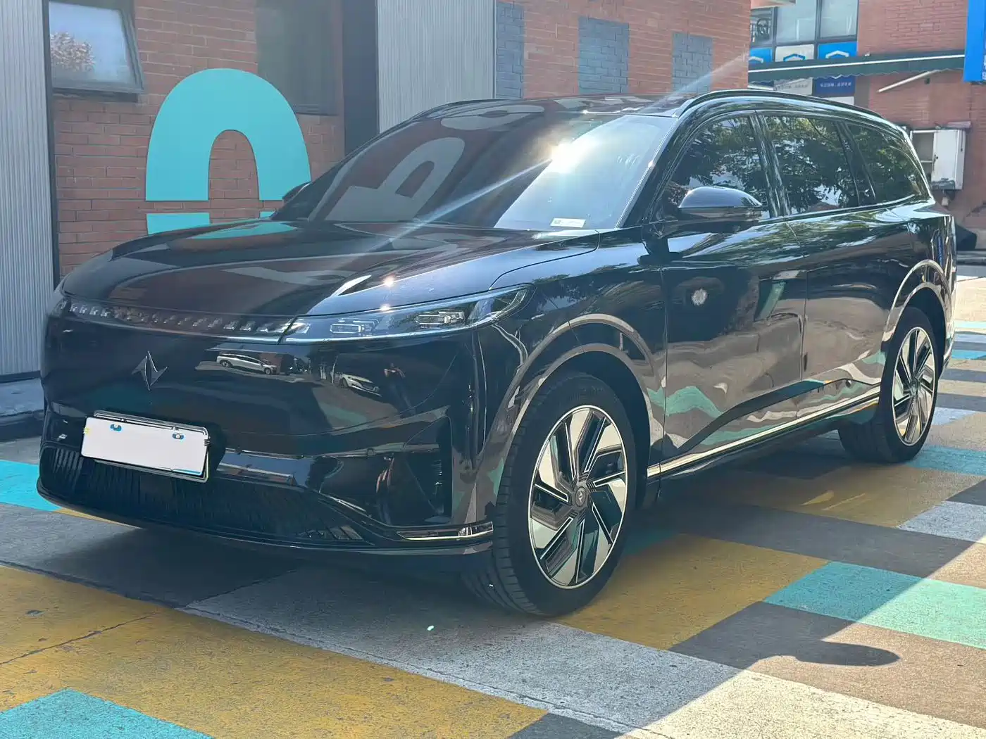 Dongfeng Yipai eπ008 2024 636Max Pure Electric 6-Seater