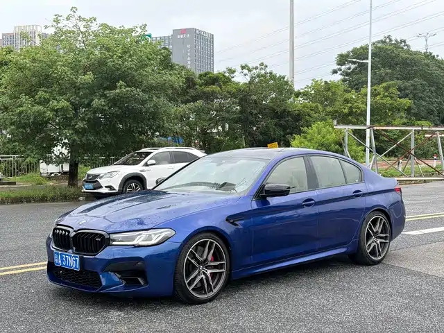BMW M5 M5