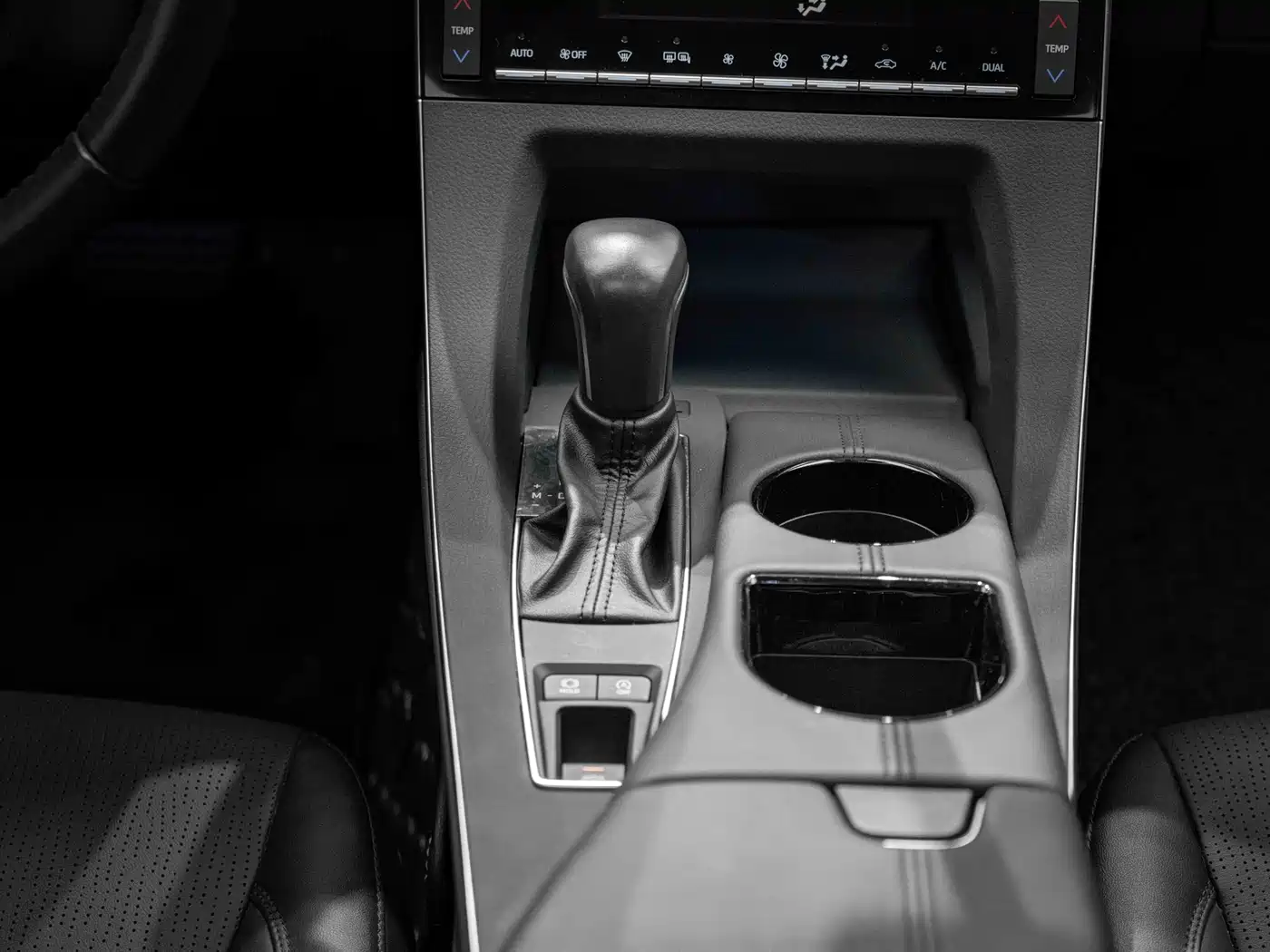 Toyota Avalon 2019 2.0L Luxury Edition (China VI) фото 14