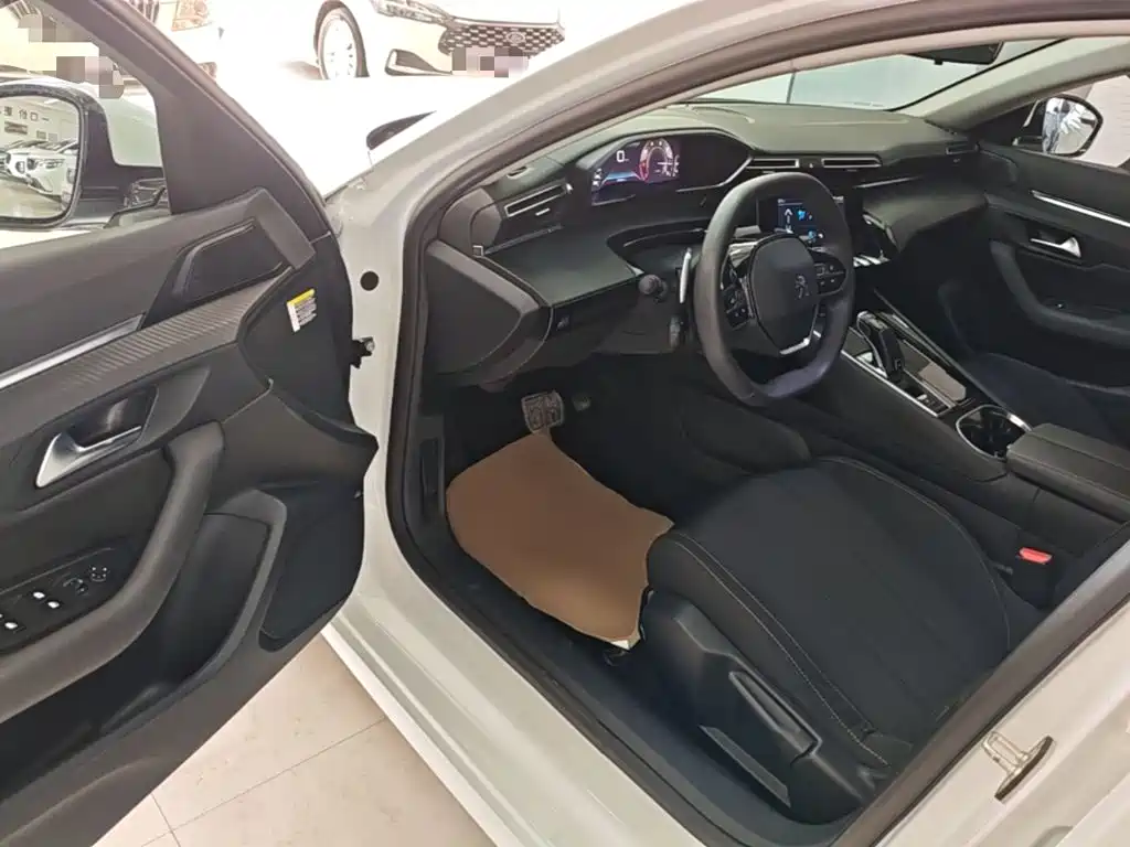 Photo 16 - Peugeot 508