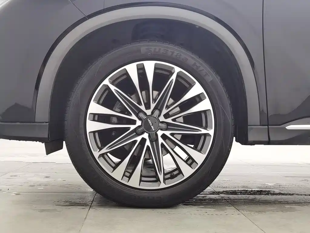 Dongfeng Fengguang Fengguang 580 2022 2022 1.5T Auto Luxury Enjoyment Model