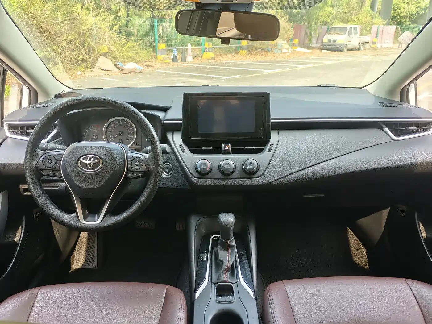 Toyota Corolla 2021 1.2T S-CVT Pioneer PLUS Edition фото 6