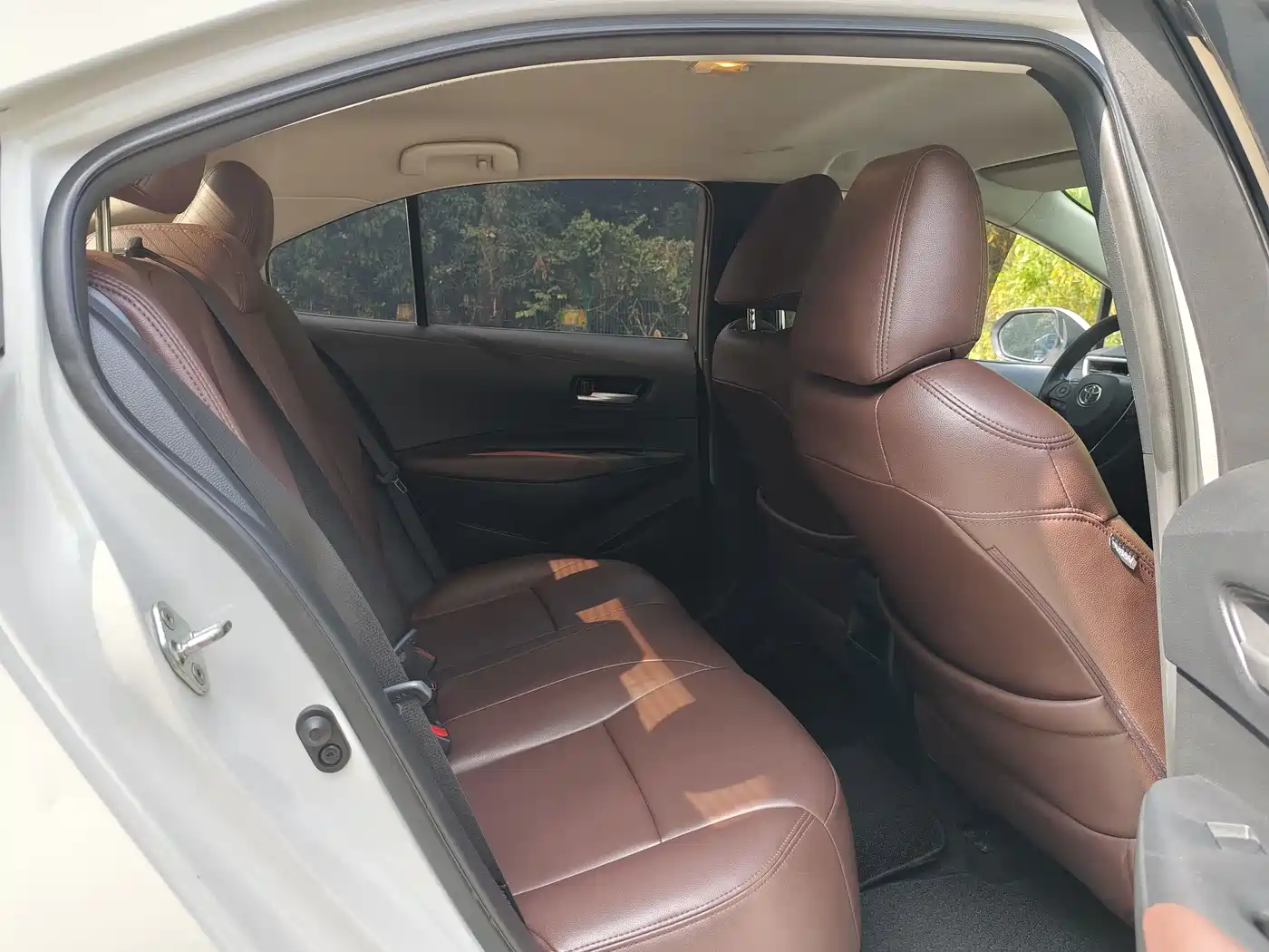Toyota Corolla 2021 1.2T S-CVT Pioneer PLUS Edition фото 8
