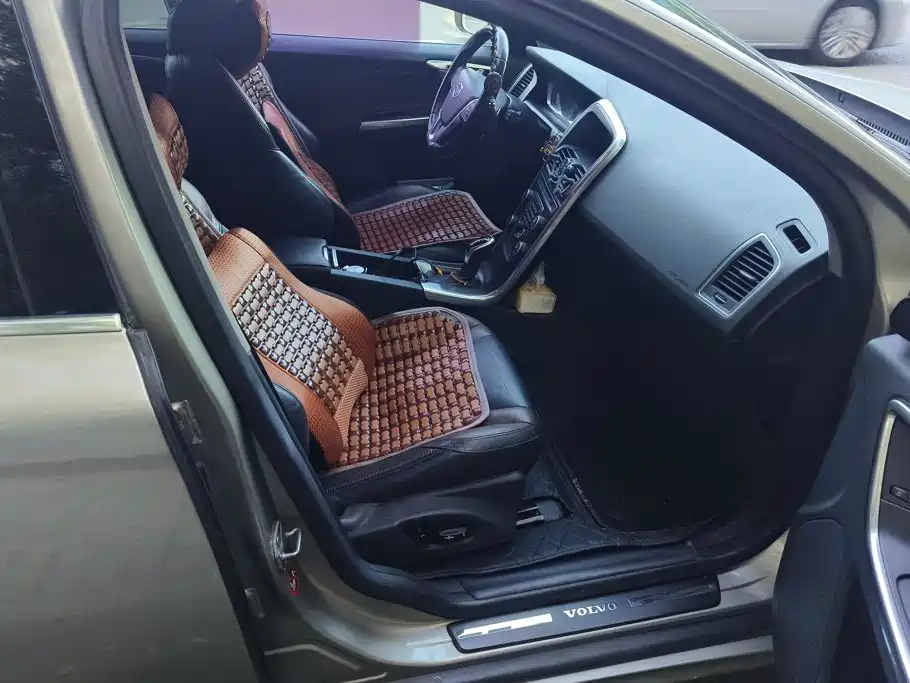 Volvo XC60 (Import) 2014 2014 Facelift T5 Elegance