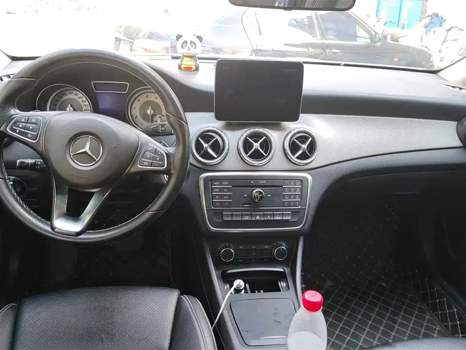 Mercedes-Benz GLA 2016 GLA 200 Fashion фото 12