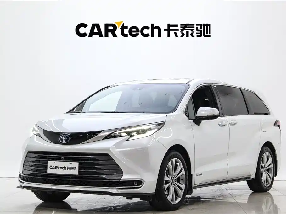 Toyota Sienna 2023 2.5L Hybrid Premium Edition