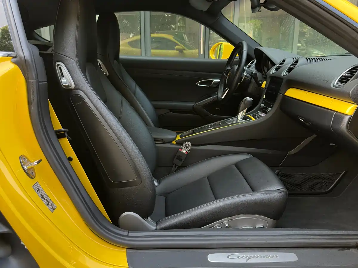 Porsche 718 2018 Cayman 2.0T фото 13