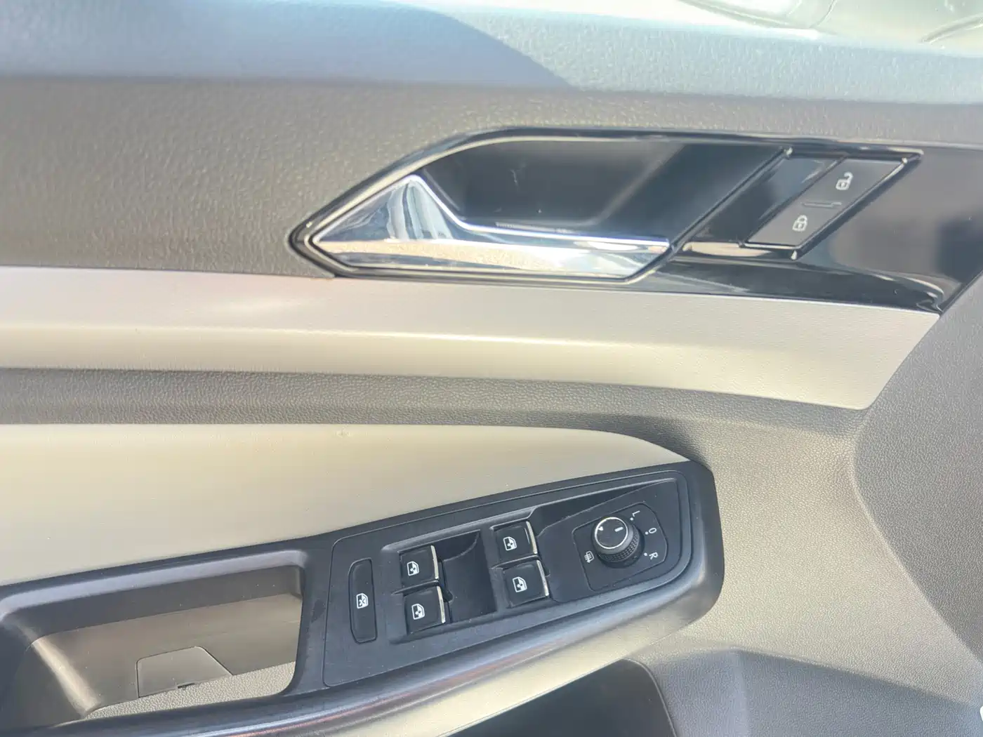 Volkswagen Bora 2023 280TSI DSG Prestige Edition фото 19