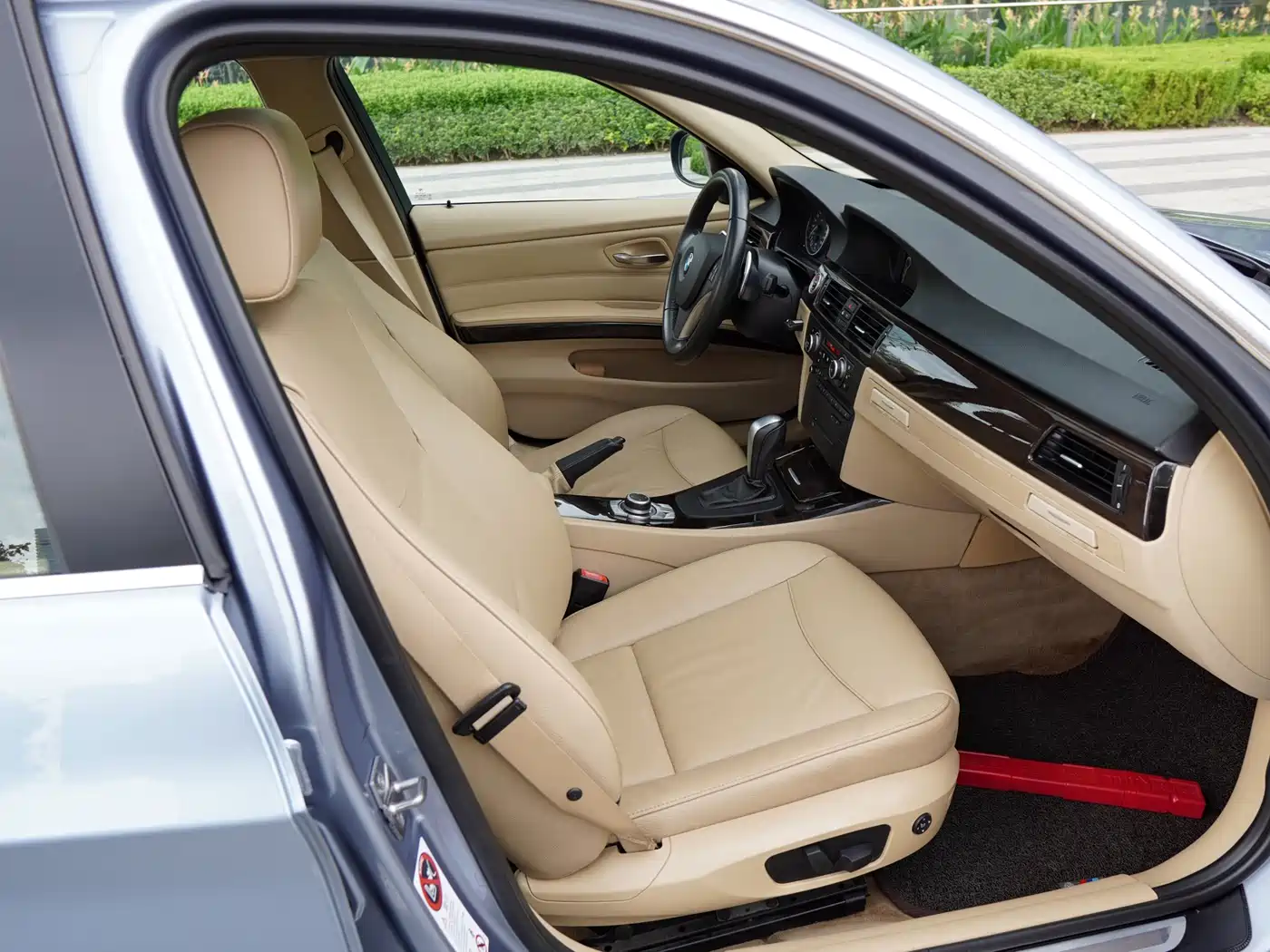BMW 3 Series (Import) 2010 325i Luxury фото 15
