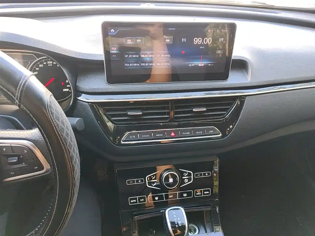 Hongqi H5 2019 30TD Agile Edition фото 10