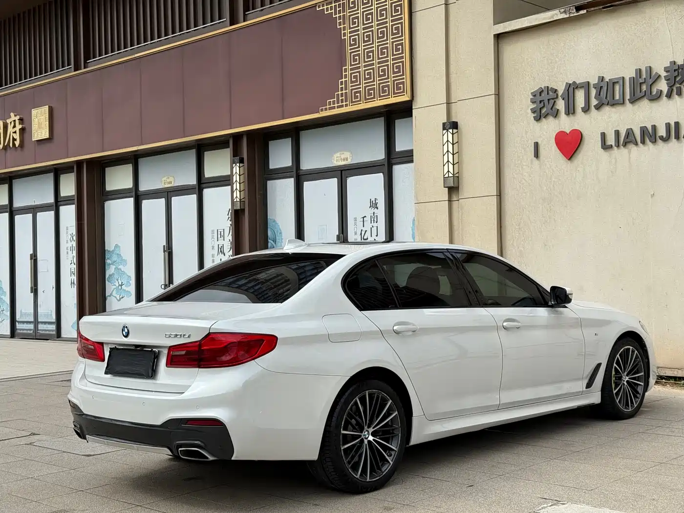 BMW 5 Series 2019 Facelift 530Li Leading M Sport Package фото 13
