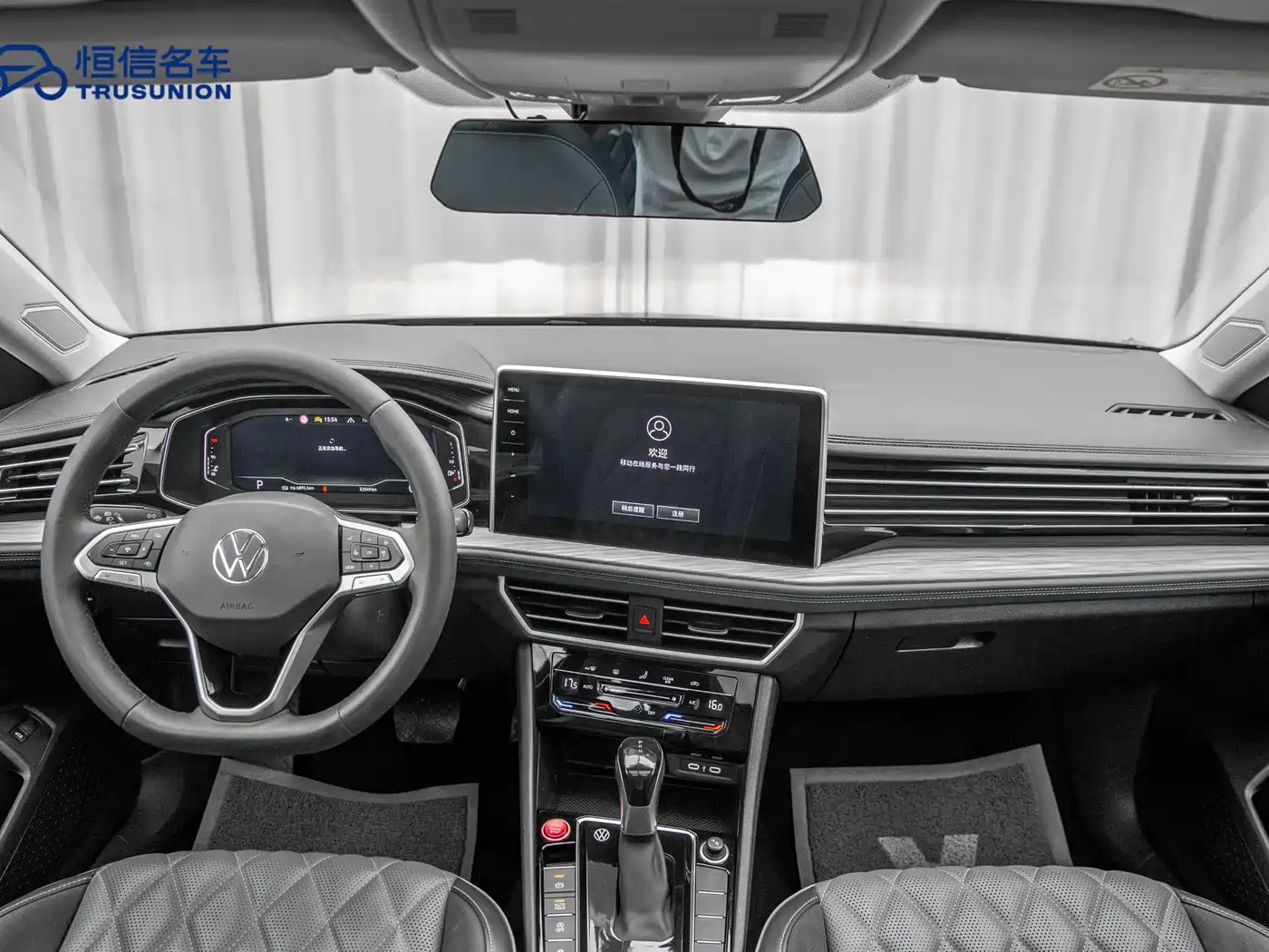 Volkswagen Sagitar 2023 300TSI DSG Excellence Edition фото 12