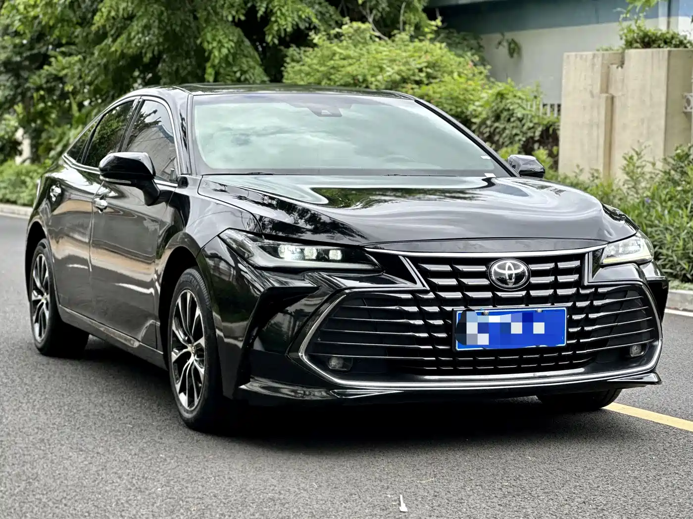 Toyota Avalon 2022 2.0L Luxury Edition фото 4