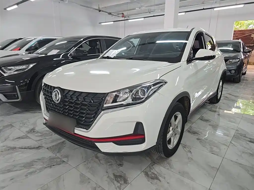 Dongfeng Fengguang Fengon 500 2022 2022 1.5L CVT Enjoyment Edition