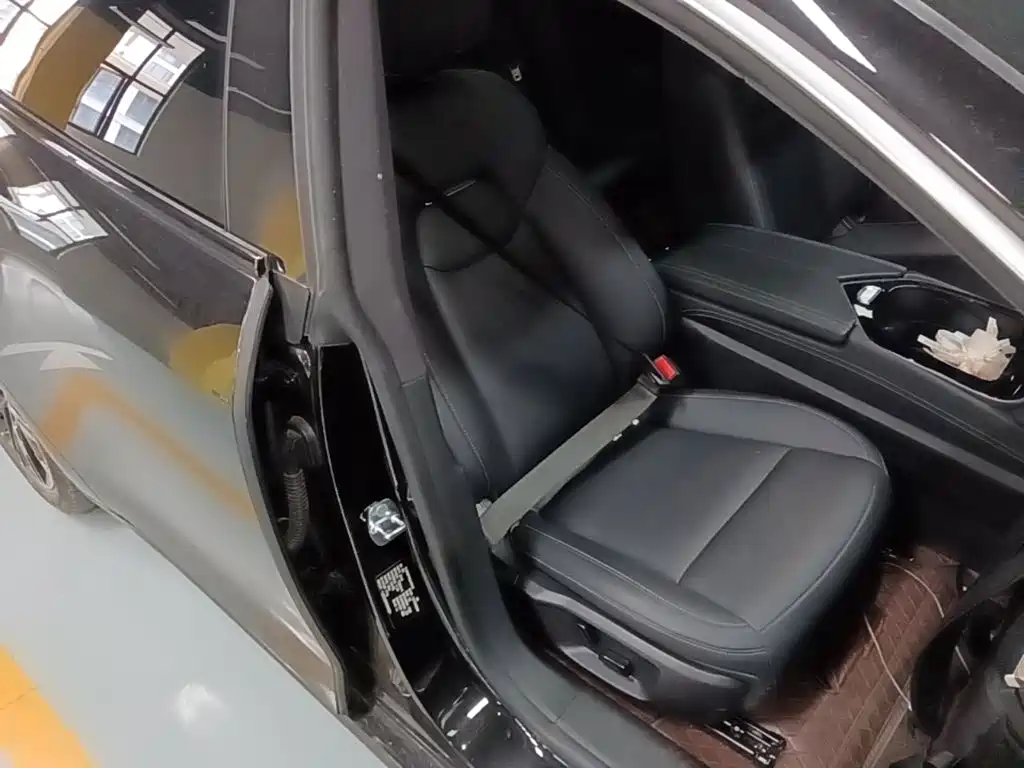 Nezha Auto Nezha S 2024 2024 Facelift Extended Range 1060 Lite Edition