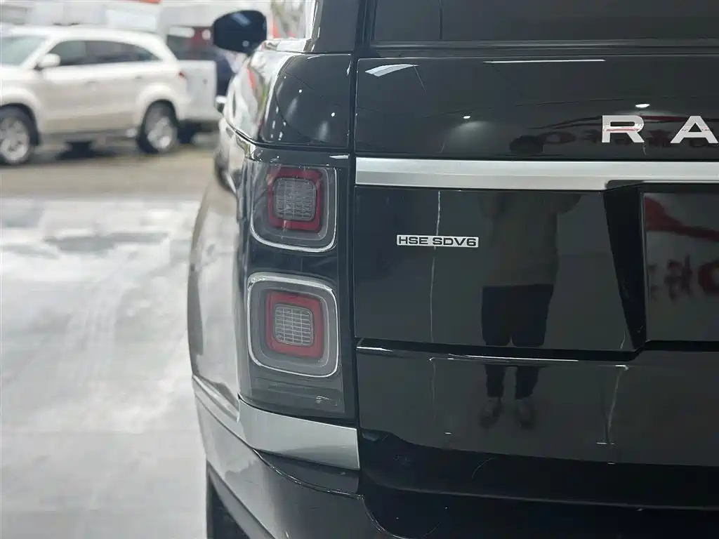 Land Rover Range Rover 2015 3.0 TDV6 Vogue фото 8