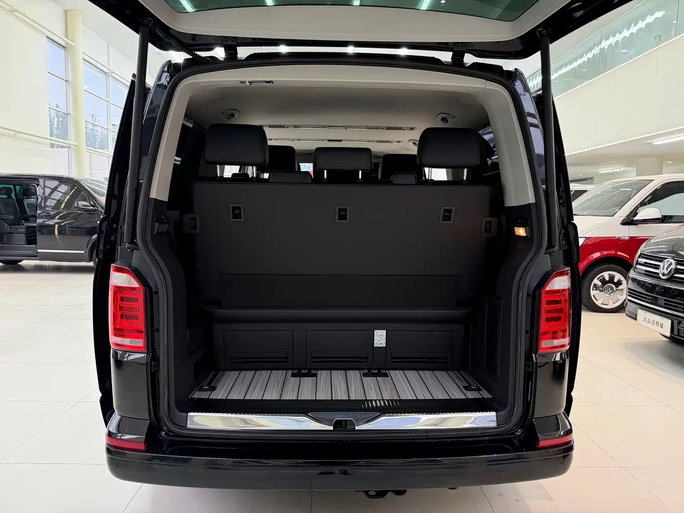 Volkswagen Multivan 2019 2017 70 Years of the Bulli Special Edition