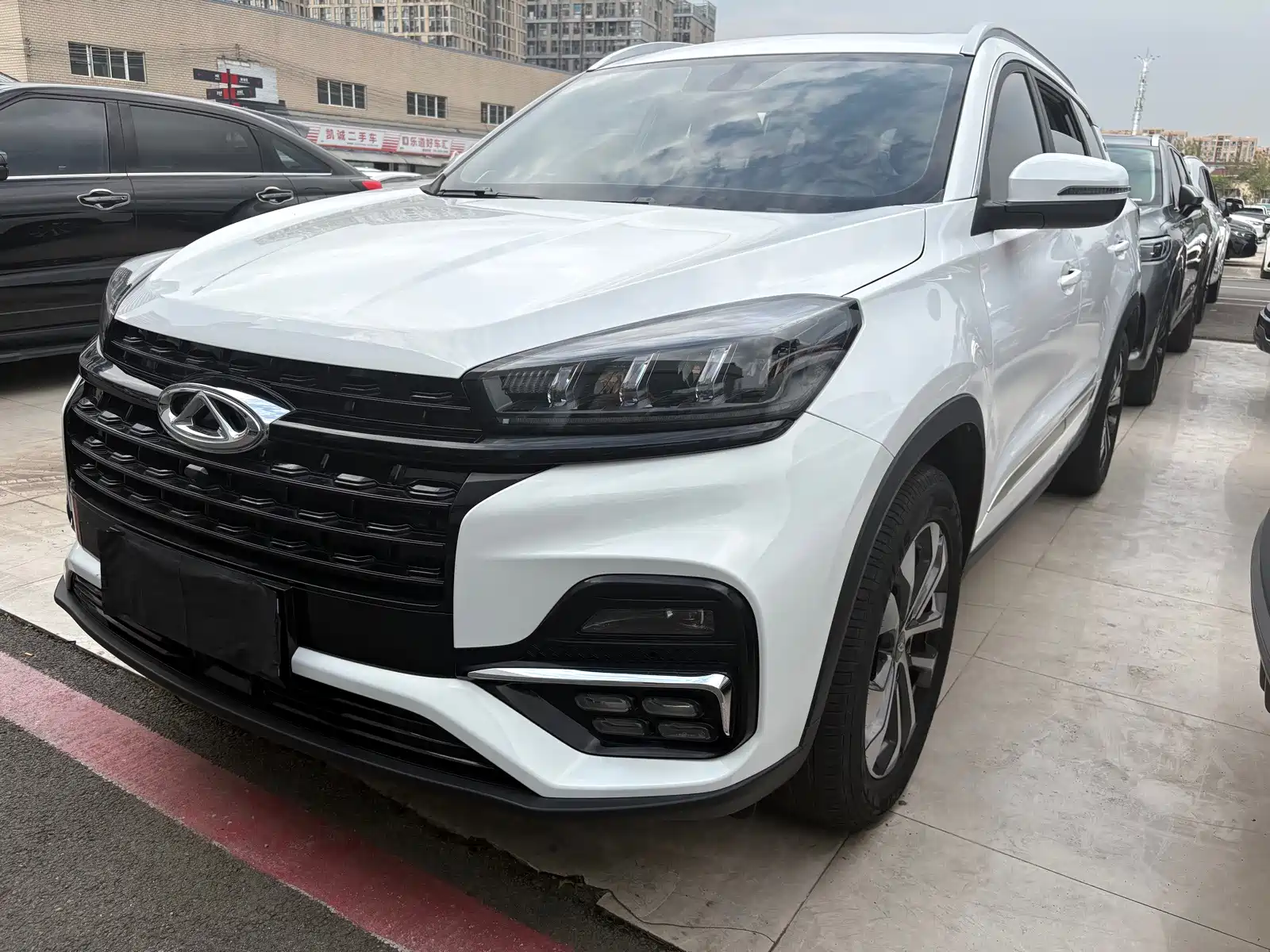 Фото 1 - Chery Tiggo 8