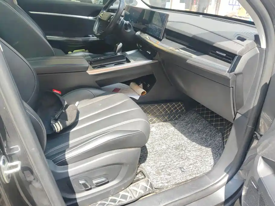 Roewe RX5 eMAX 2022 2022 1.5T PHEV Fearless Honor Edition