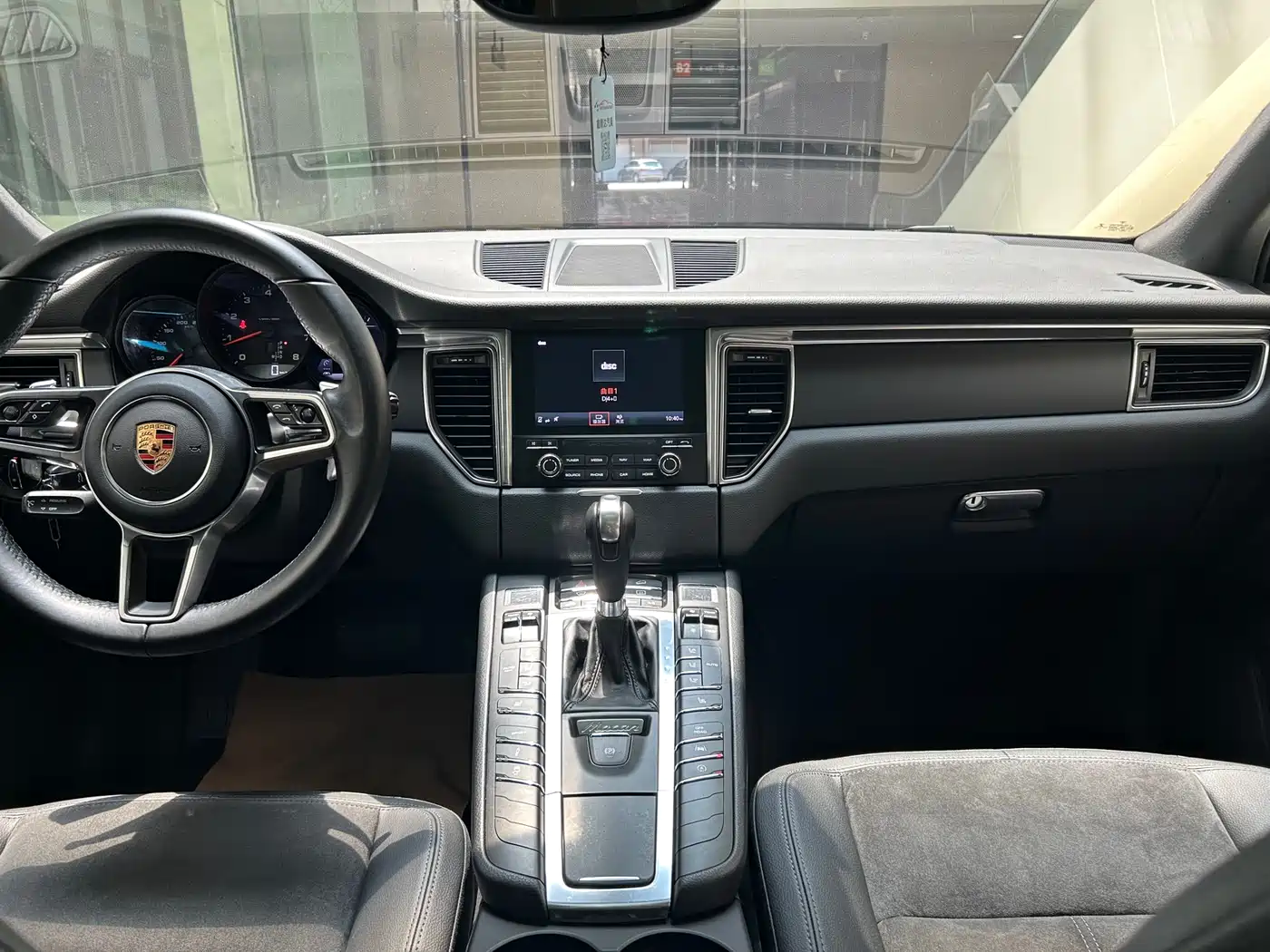 Porsche Macan 2017 Macan 2.0T фото 18