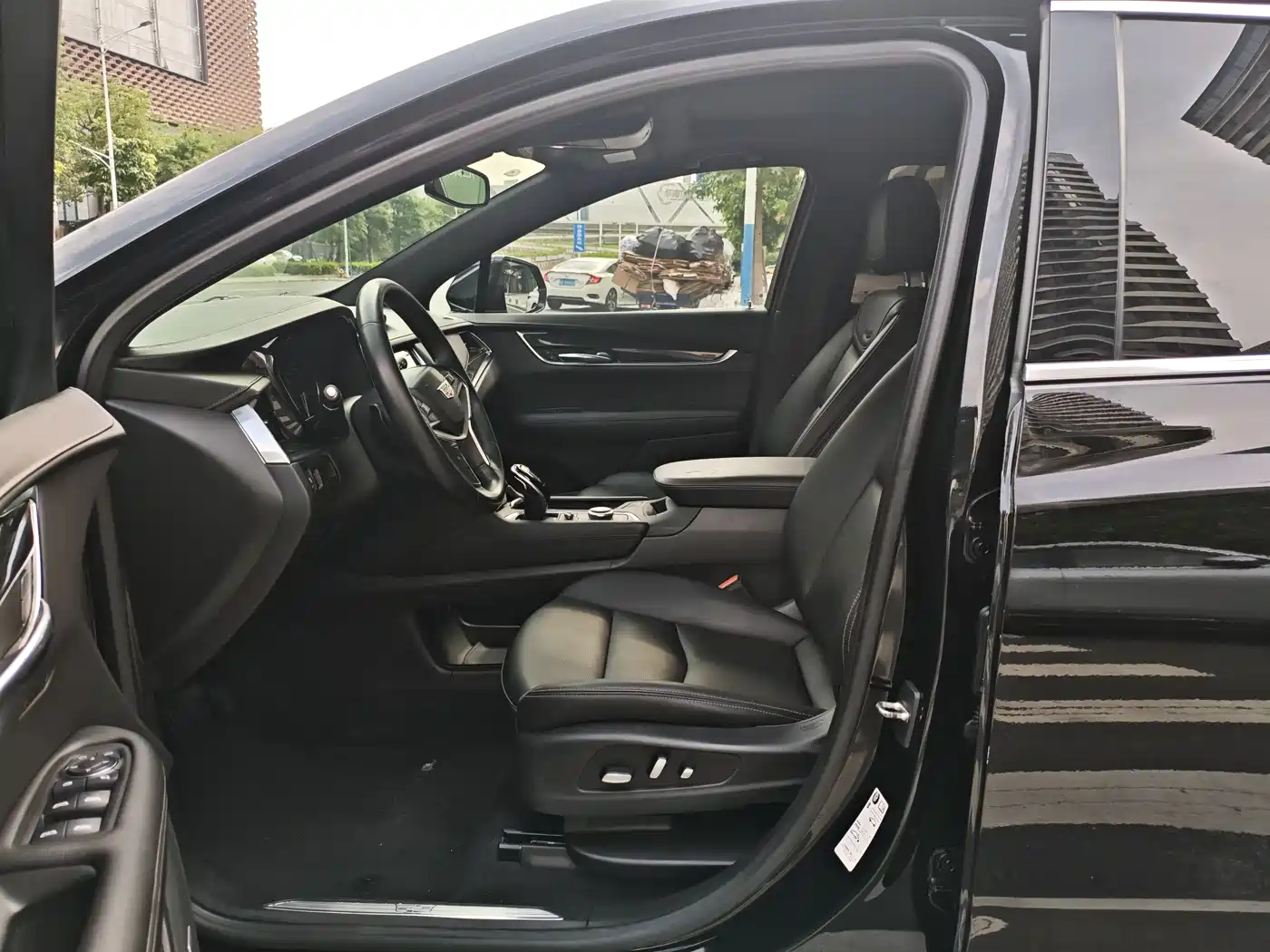 Cadillac XT5 2021 2.0T 2WD Luxury Edition фото 5