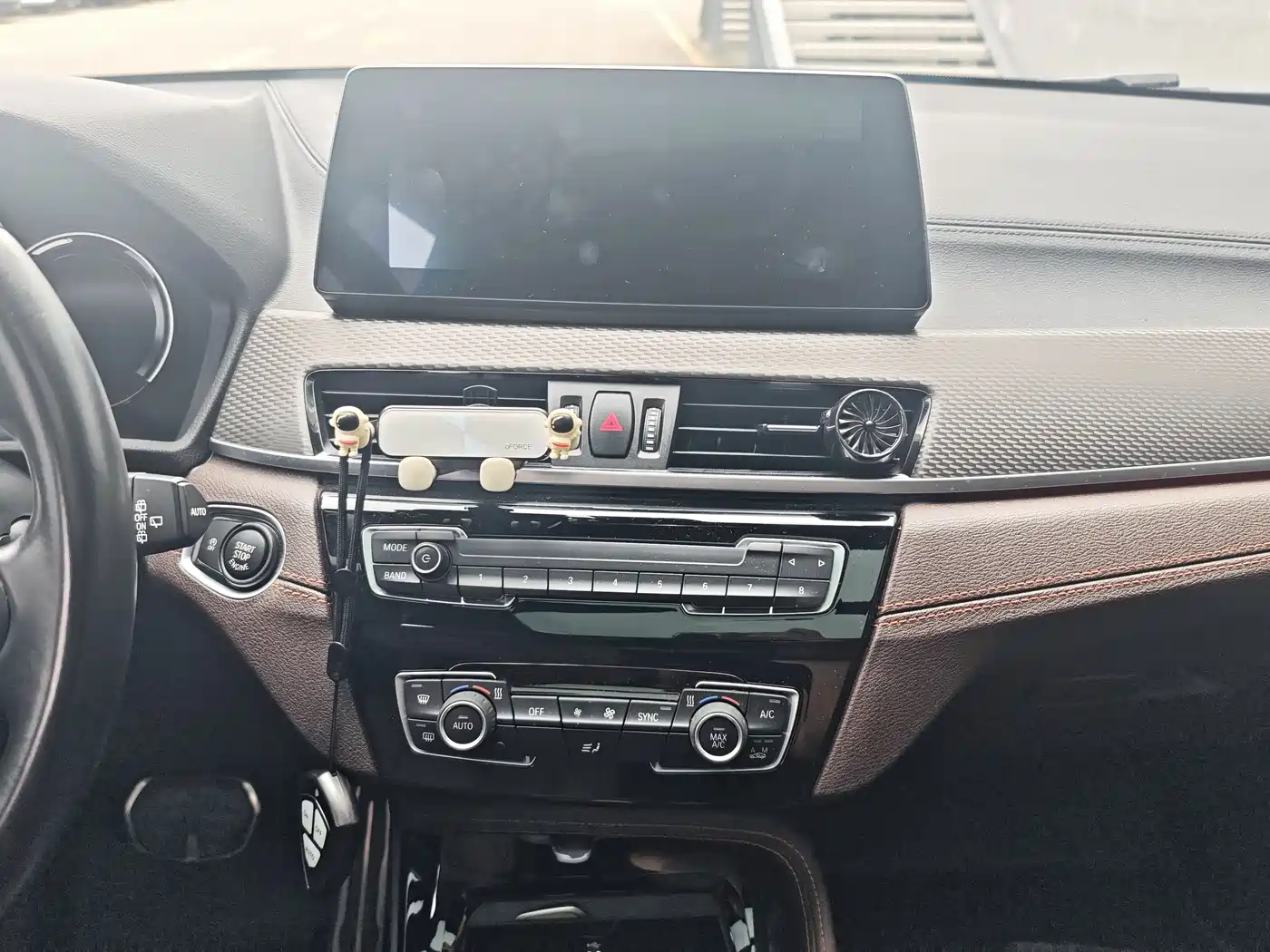 BMW X2 2021 Facelift sDrive25i Edge Edition фото 15
