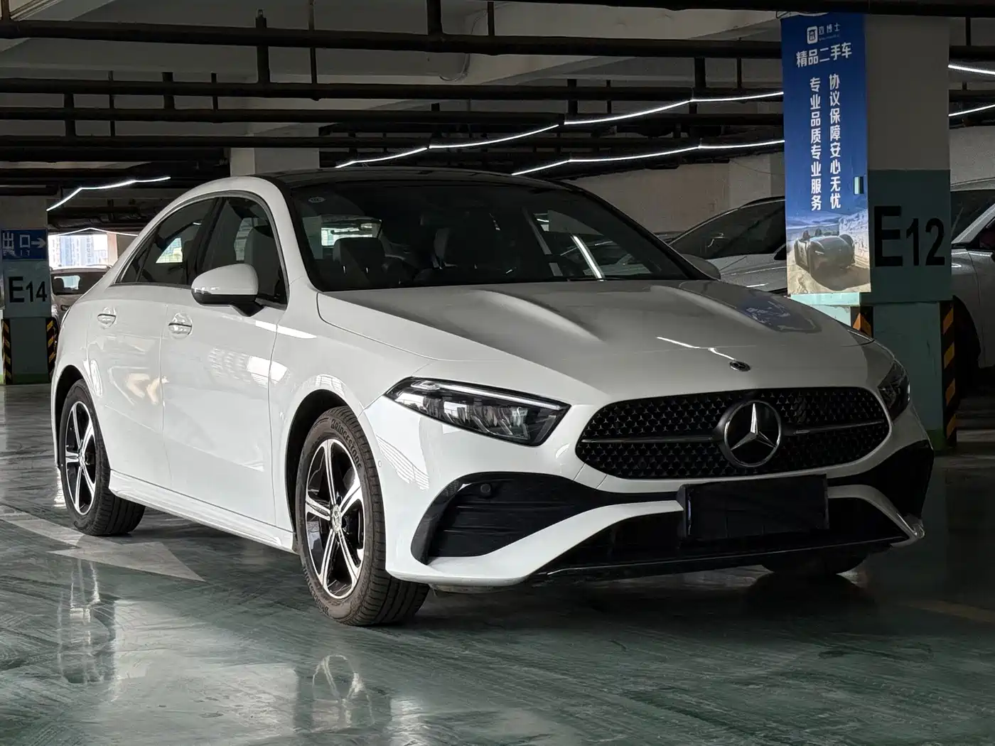 Mercedes-Benz A-Class 2024 A 200 L Fashion Edition фото 3